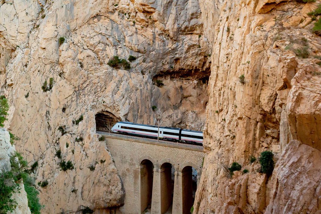 Travel and Healthcare Access in Southern Spain